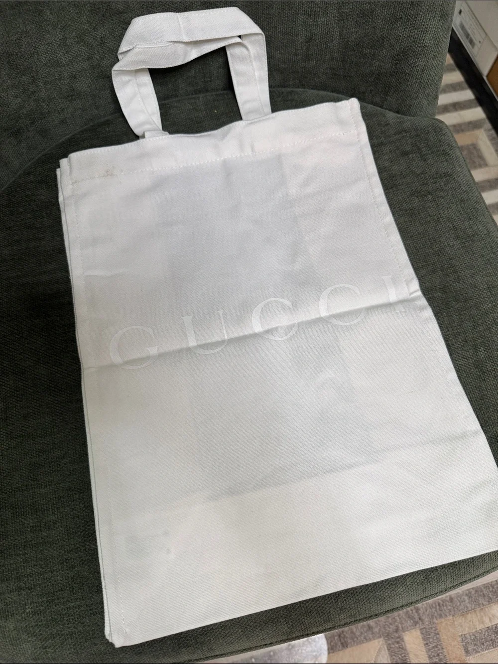 Gucci Fabric / Textile Shopping Bag. Size: 14.5x10.5